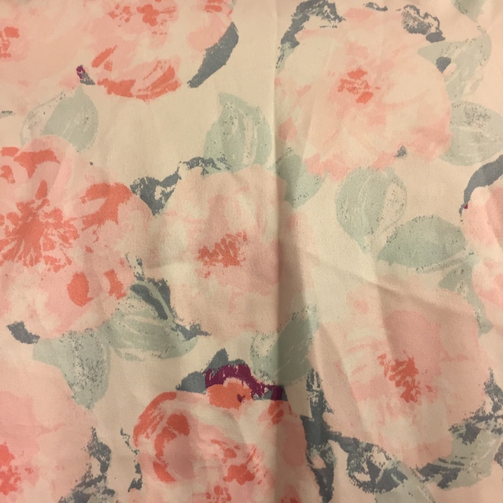 EUC ICING Floral Robe - Picture 7 of 8
